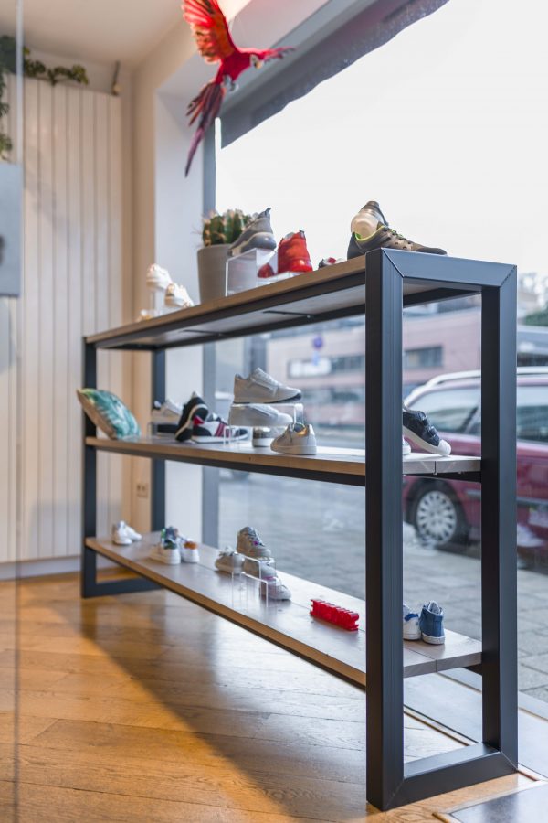 Schoenen rek staal retail