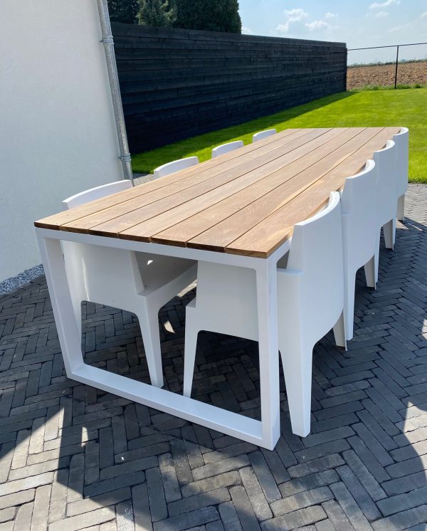 Tuintafel van Ipé verticaal